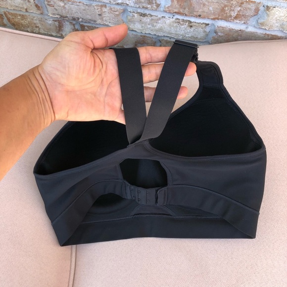 Under Armour Knit Lightly Padded Molded Cups High Impact Black Sport Bra 36DD - Picture 6 of 14